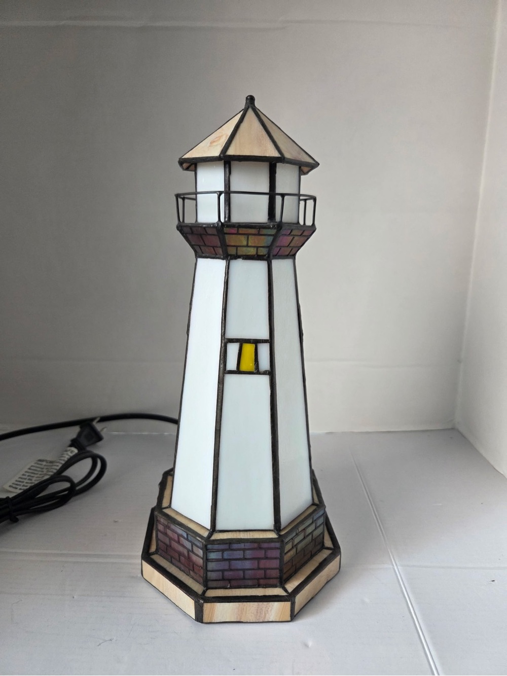 Bieye Style Lighthouse Tiffany Style Stained Glass Accent Table Lamp